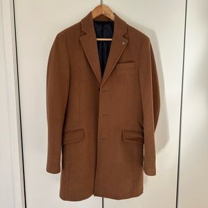 Rw & co classic wool coat with tailored collar